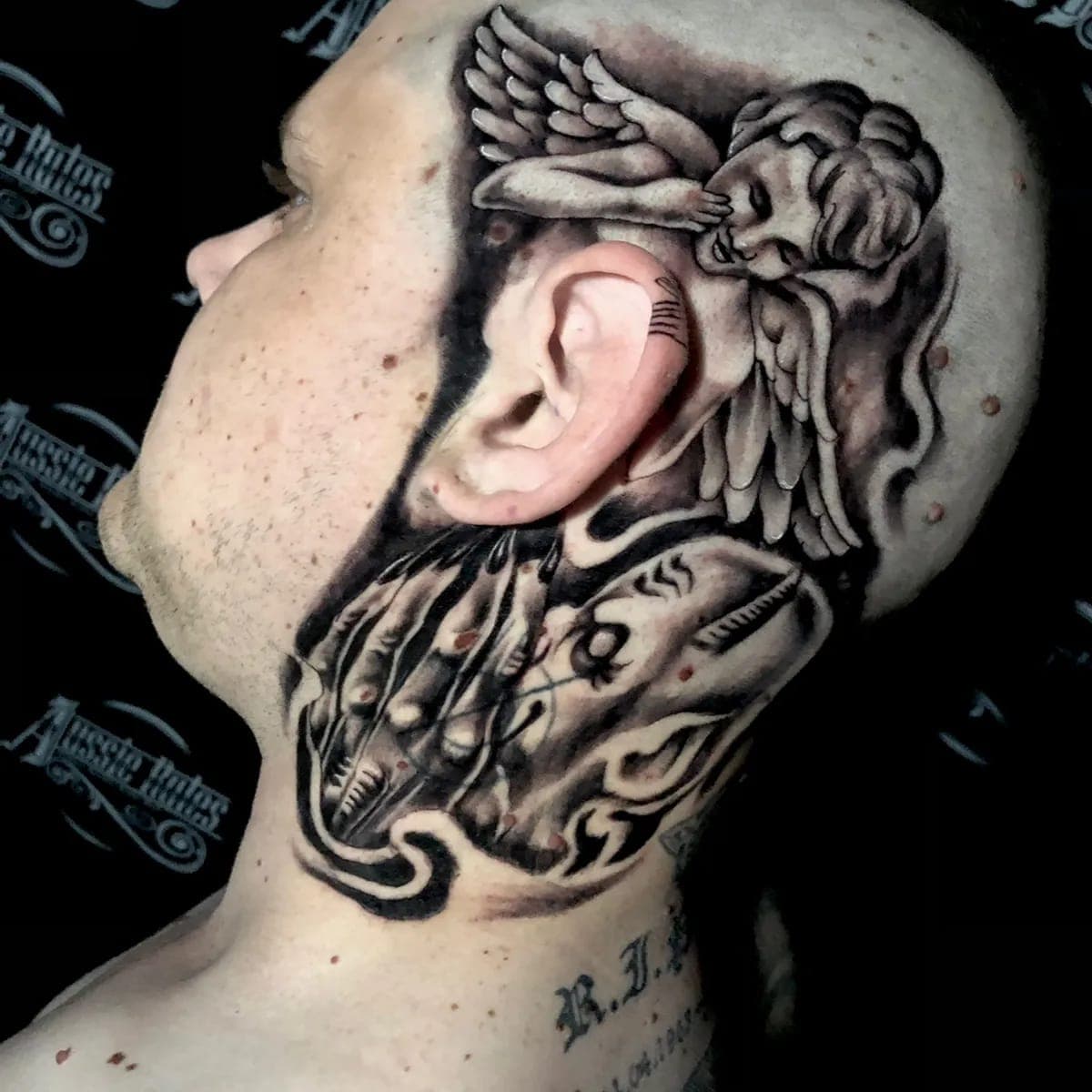 Head tattoo